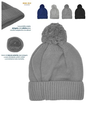 GORRO LANA CON CORDERITO EN EL INTERIOR  Y POMPON LISO COLEGIAL. TALLE 1: HASTA 6 AÑOS TALLE 2: DE 7 A 16 AÑOS MACFLY