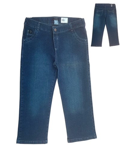 JEAN CAPRI ELASTIZADO CON TACHAS EN BOLSILLOS. QUE SERA