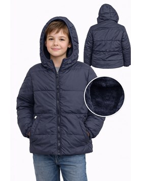 Campera azul con piel adentro premium, con capucha desmontable y bolsillos con cierre. Importada