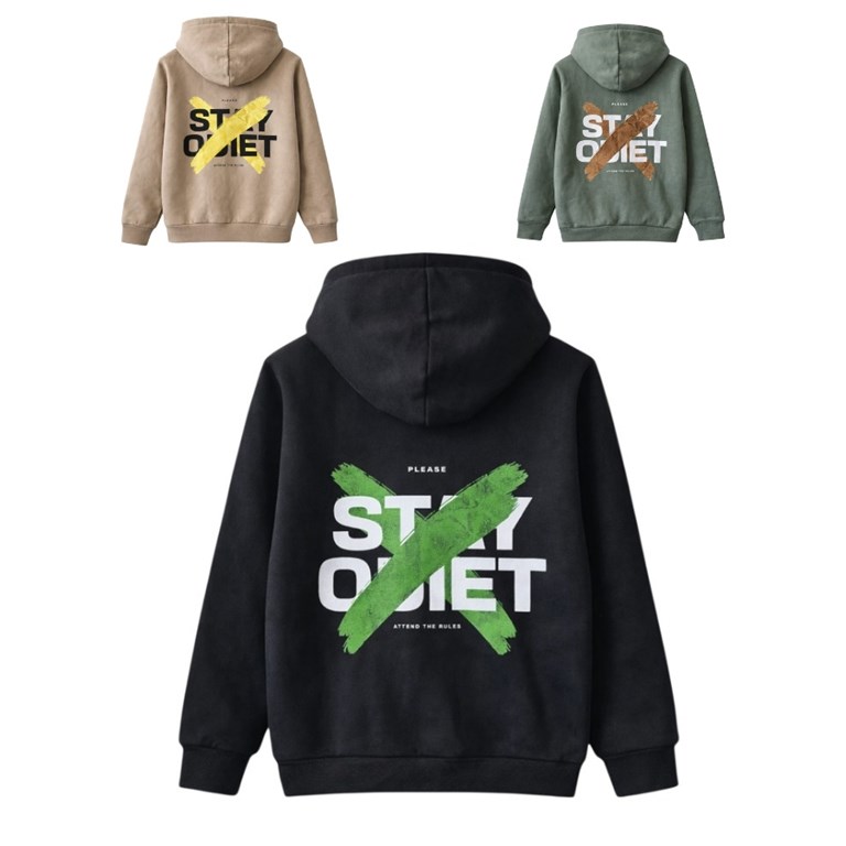 Campera de frisa de varón, con capucha, bolsillos y estampa en espalda. Baby Way