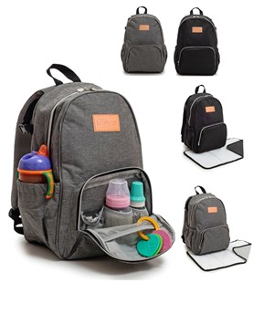 Mochila maternal con cambiador. • Mochila maternal con cambiador. • 1 bolsillo externo. • 3 bolsillos internos con compartimientos térmicos. • 2 bolsillos laterales. • Ganchos para colgar al manubrio