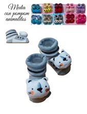 Media con pompon de animalitos. Mas de 18 variantes diferentes para bebes/as
