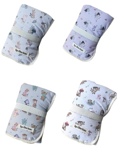 CM04 Maxi cambiador plegable estampado. Medidas:70 cm x 50 cm Colores surtidos. Las Floritas