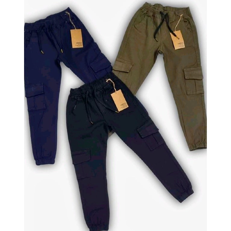 PANTALON  JOGGER NENE GABARDINA CARGO. COMPACTO