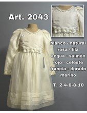 VESTIDO MANGA LARGA, PECHERA LAMINADA, FALDA DE ORGANZA CON ALFORZAS. FAJA CON BOUQUET. CHILDREN DIOR