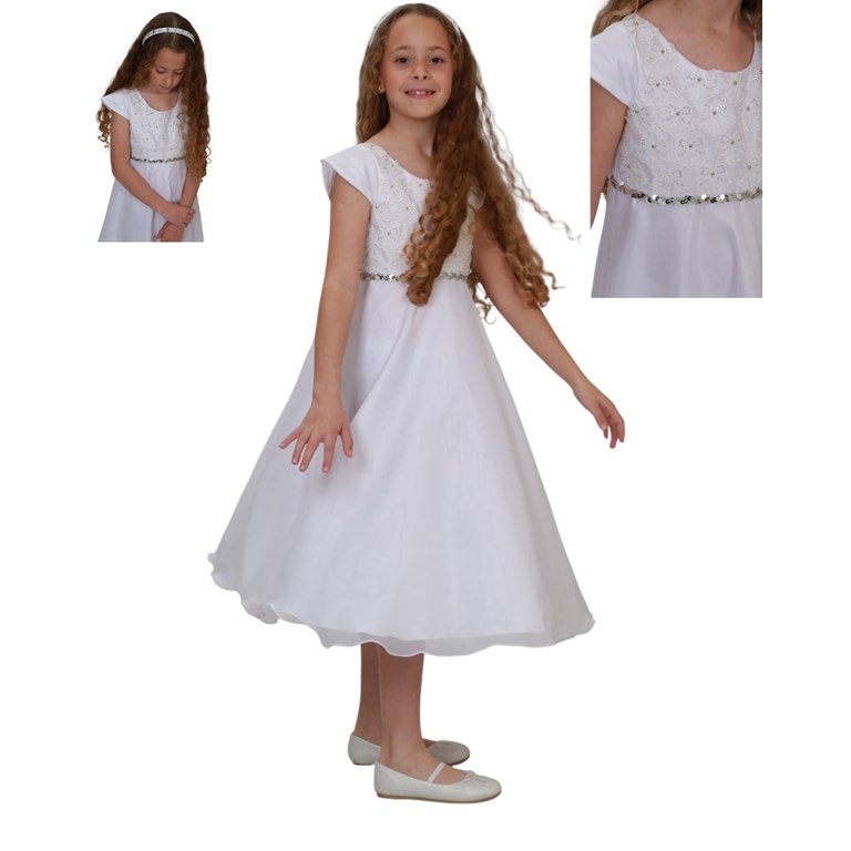 Vestido corte princesa con pechera de moños manga corta y detalles de strass en cintura.Children dior