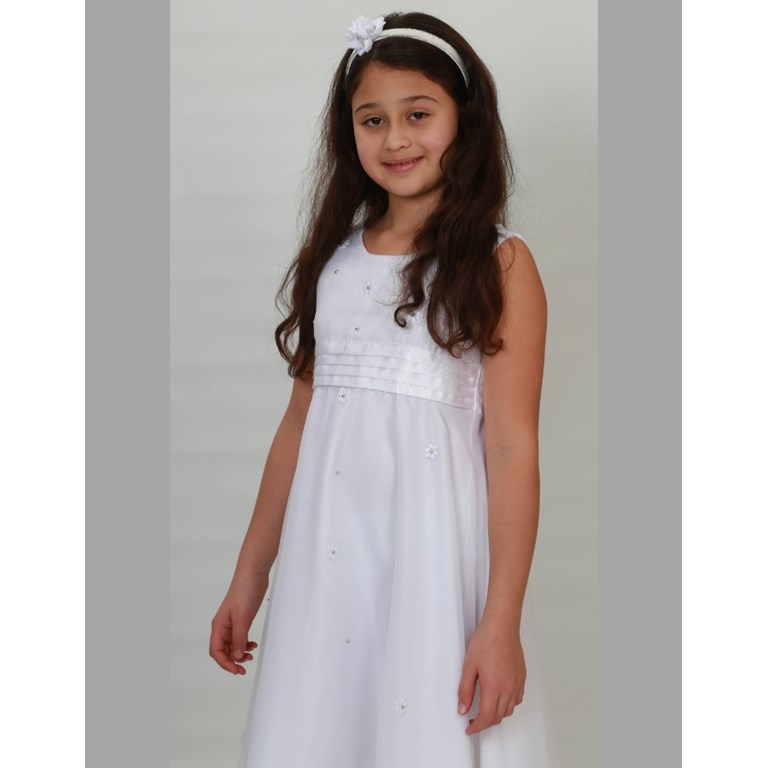 Vestido corte princesa sin manga con apliques de perlas plateadas y faja tablita en cintura. Children Dior