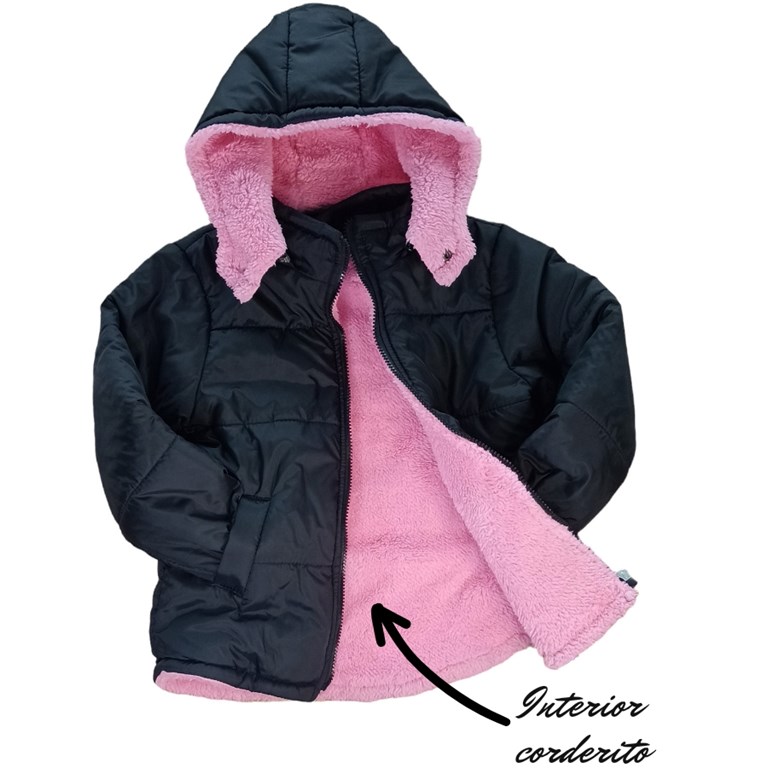 CAMPERA NEGRA CON CORDERITO ROSA ADENTRO Y CAPUCHA DESMONTABLE PARA NENA LABENDEL