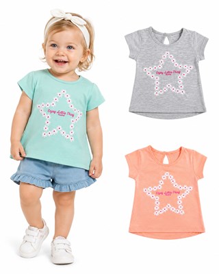 Remera de beba con estampa estrella flores con altura. Ruabel