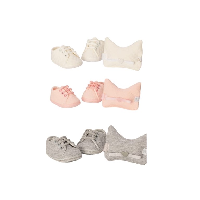 ZAPATILLA PARA BEBA ACORDONADA ESTAMPADO LIBERTY + SONAJERO DE REGALO. GORDITOO