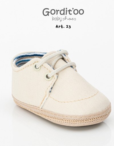 ZAPATILLA PARA BEBE VARON ACORDONADA COLOR CREMA GORDITOO