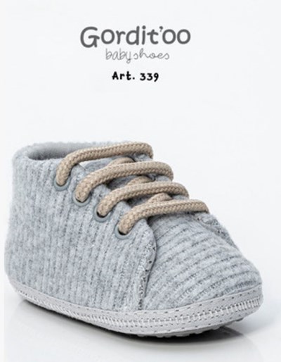 BOTINETA POLAR GRIS CON CORDON. GORDITOO