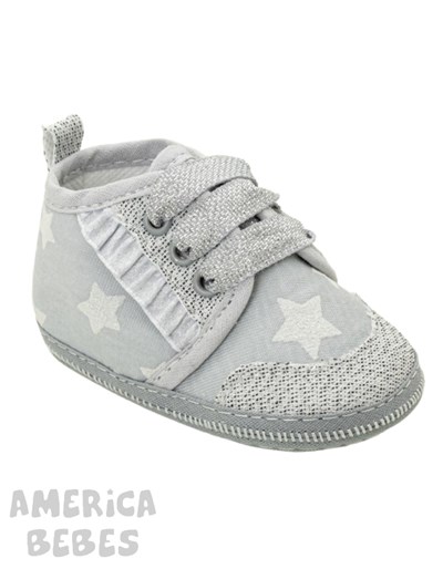 ZAPATILLA  PUNTERA Y CORDONERA CON VOLADO ESTRELLA + STRASS. GORDITO