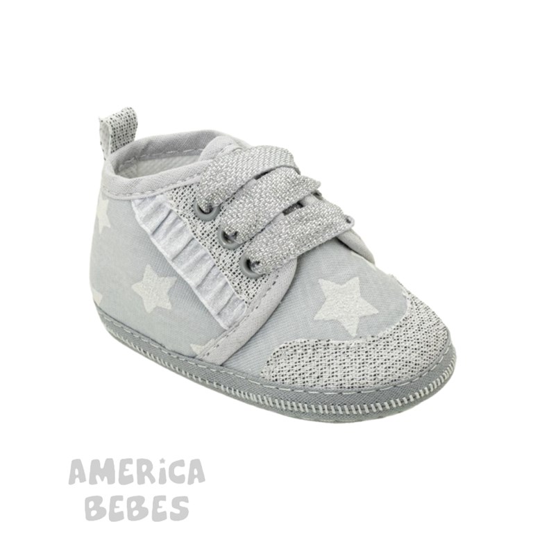 ZAPATILLA PUNTERA Y CORDONERA CON VOLADO ESTRELLA + STRASS. GORDITO