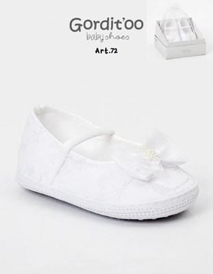 ZAPATITO TIPO BALERINA BLANCA PARA BEBA  CON BRODERIE ORGANZA SUELA BADANA Y VINCHA GORDITOO