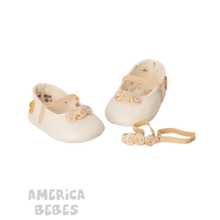 ZAPATITO TIPO BALERINA BEIGE PARA BEBA CON DETALLE FLORES ROCOCO SUELA BADANA Y VINCHA GORDITOO