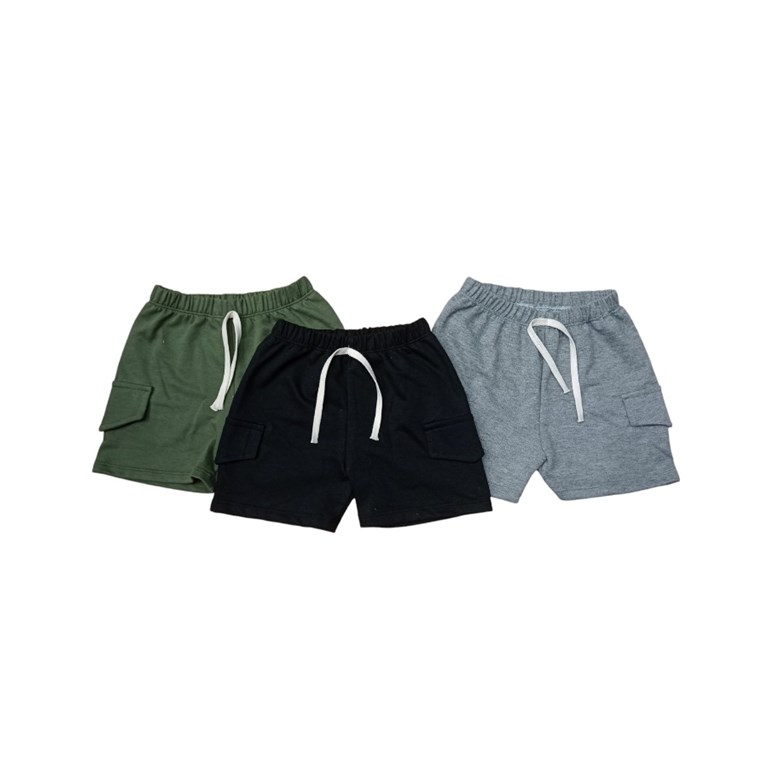 Short bebe cargo rustico con cordon bebe. Colores: Gris-Negro-Verde militar. Labendel