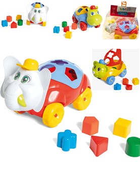 Baby Car amarillo con piezas. Calesita