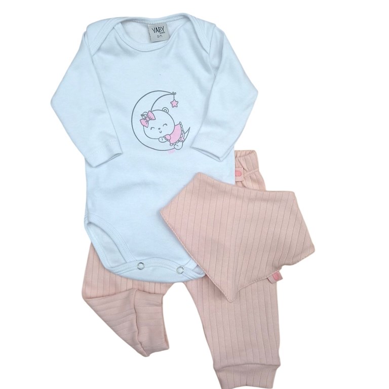 Set ajuar de 3 piezas body estampado mas pantalon y babero bandana yaby
