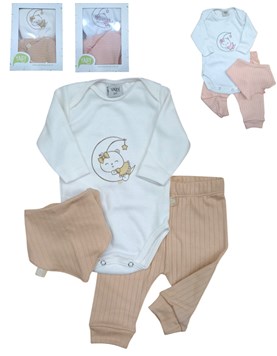 Set ajuar de 3 piezas body estampado mas pantalon y babero bandana yaby