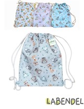 MOCHILA PLAYERRA CON CORDON REGULABRE ESTAMPADA. MEDIDAS APROX: 30CM X 22CM. LABENDEL