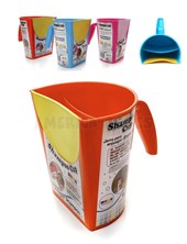 Jarra de enjuague Shampoo Cup.Frente siliconado. Doble compartimento. Colores surtidos. Baby Innovation.