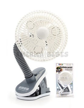 Ventilador portátil ideal para cochecito. Diametro 14 cm. Funciona con 2 pilas AA. Clip sujetador. Baby Innovation