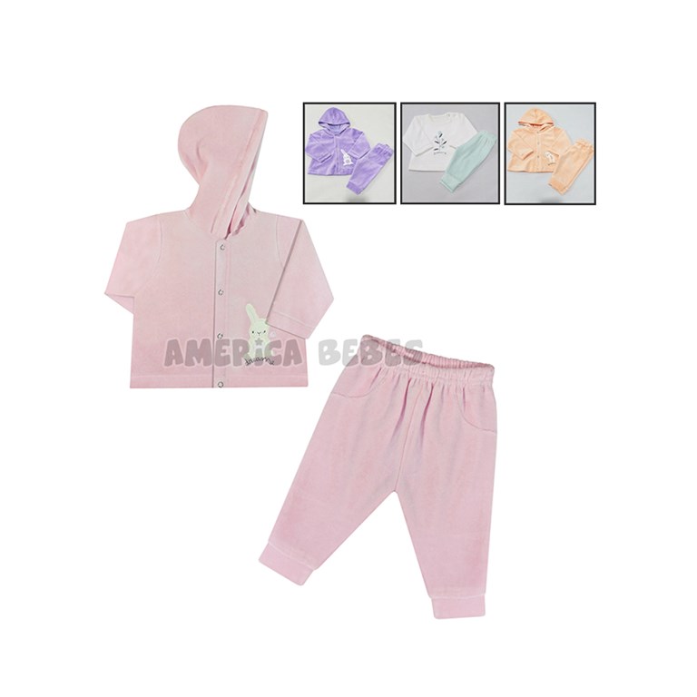 Conjunto de camiseta en interlock liso con estampa central combinado con pantalon al tono colores de nena dreams