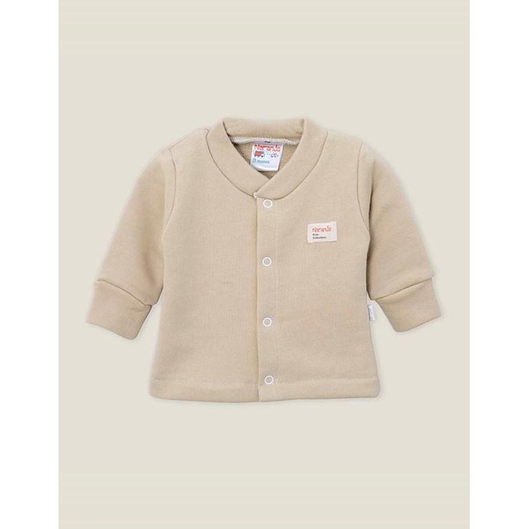 Saquito rustico con broche bebe mini. NARANJO