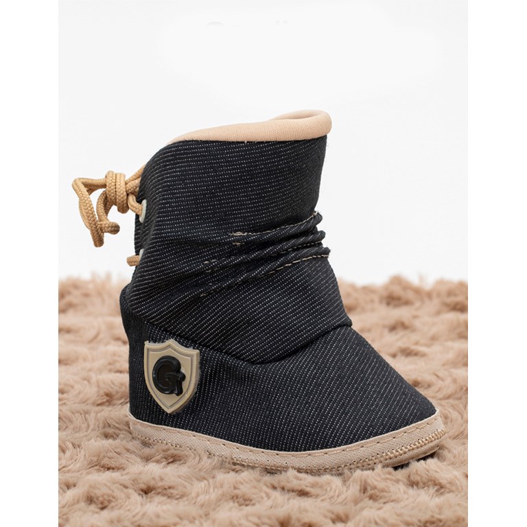 BOTA FRUNCES JEAN NEGRO + ESCUDO GORDITOO