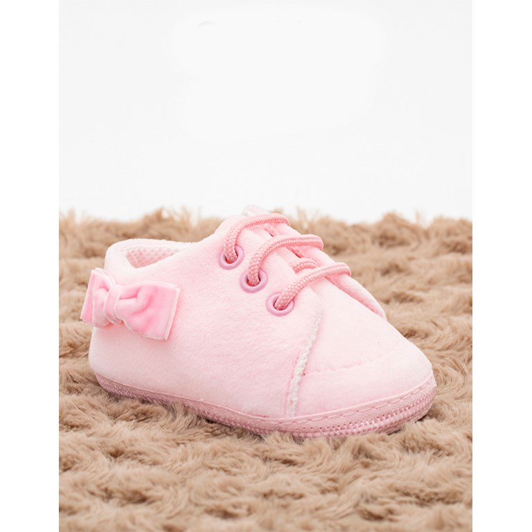 ZAPATILLA PLUSH ROSA BEBE CON MOÑO . GORDITOO.